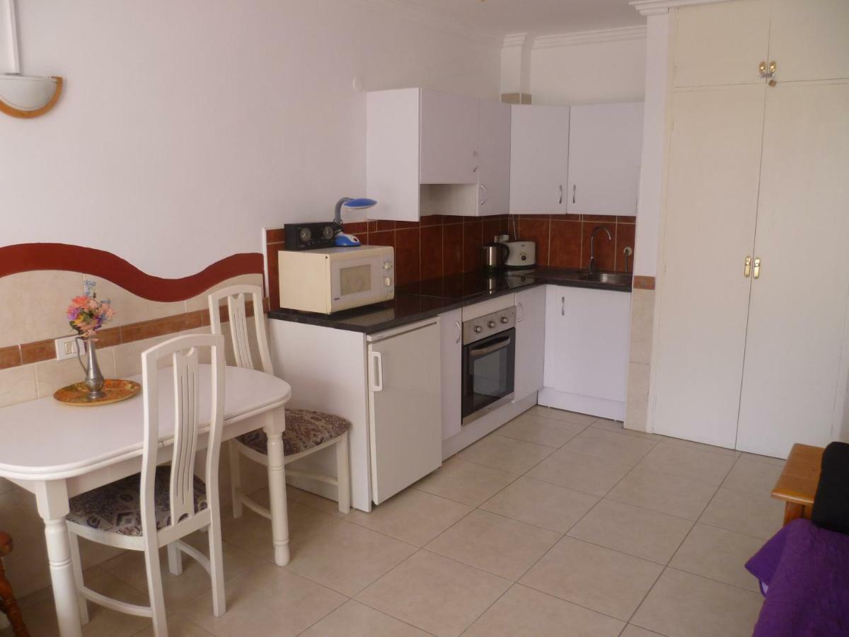 Elana Apartment With Free Wifi コスタ・デル・シレンチオ エクステリア 写真